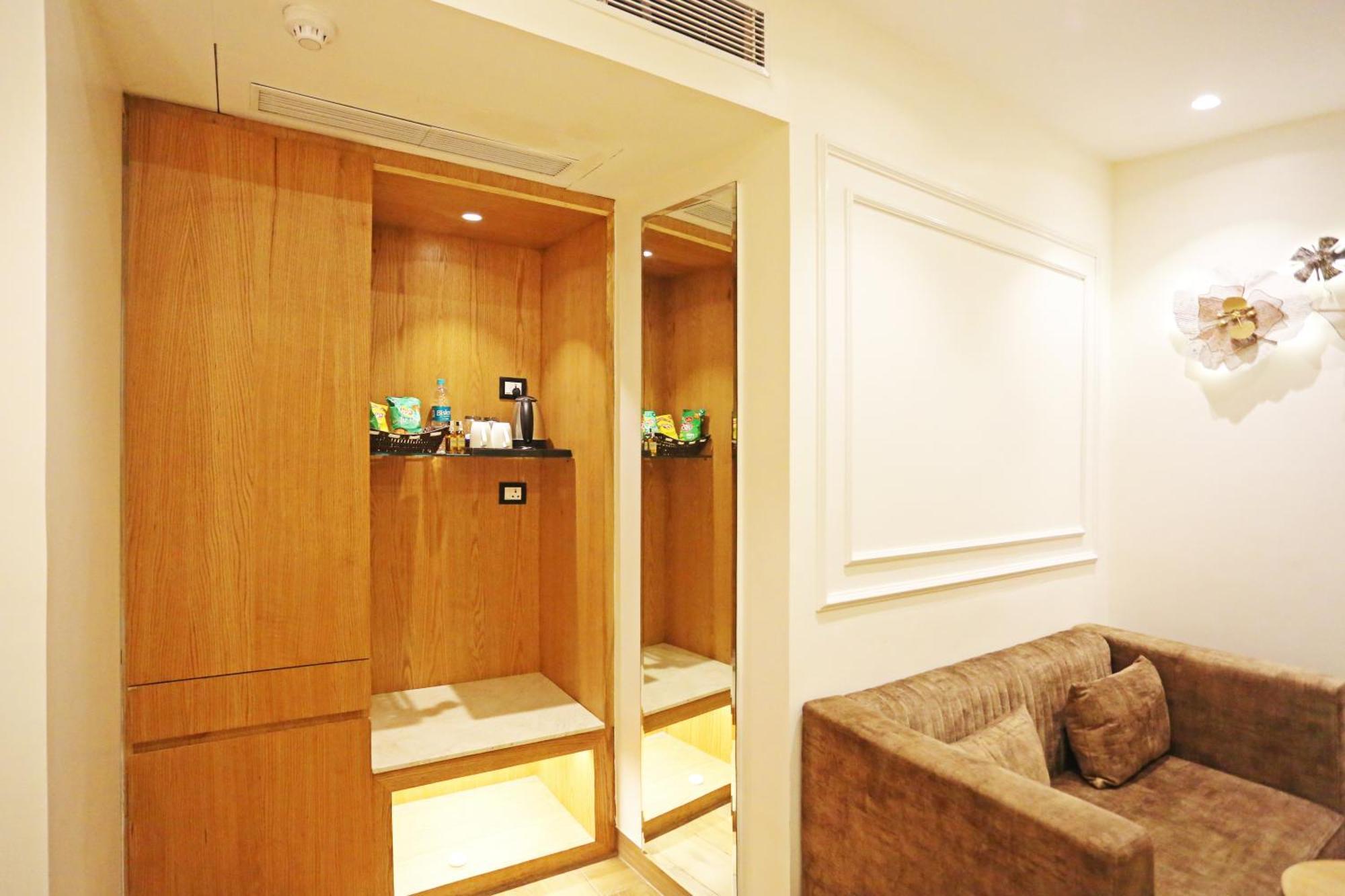 Jrd Luxury-Business Hotel Yeni Delhi Dış mekan fotoğraf