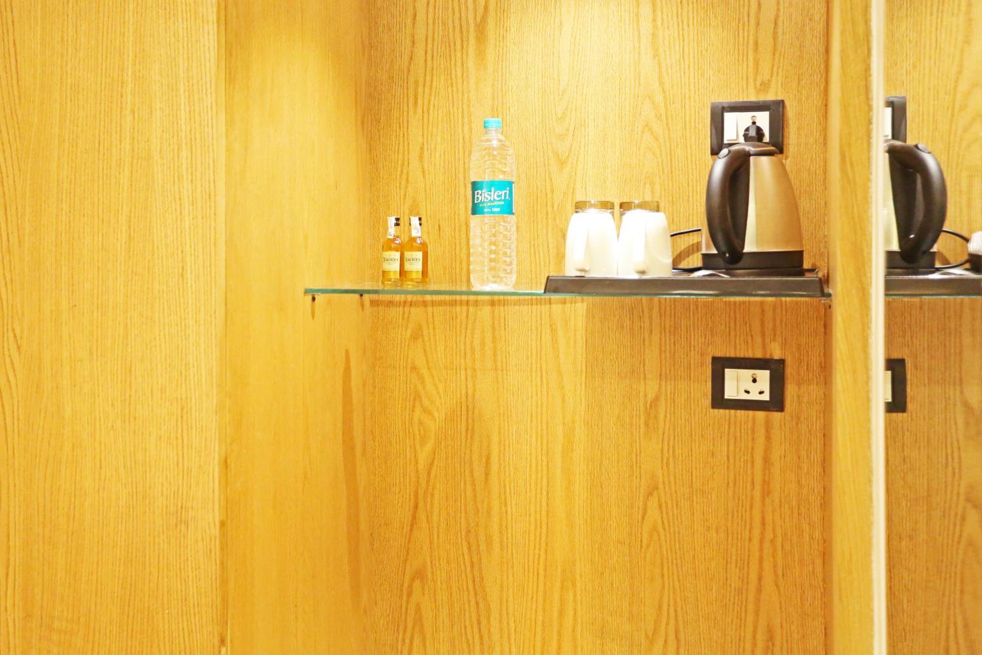 Jrd Luxury-Business Hotel Yeni Delhi Dış mekan fotoğraf