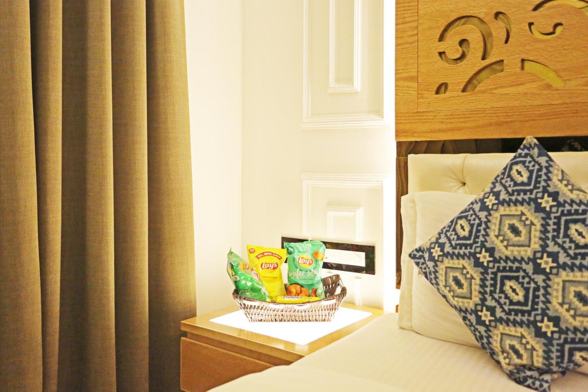 Jrd Luxury-Business Hotel Yeni Delhi Dış mekan fotoğraf