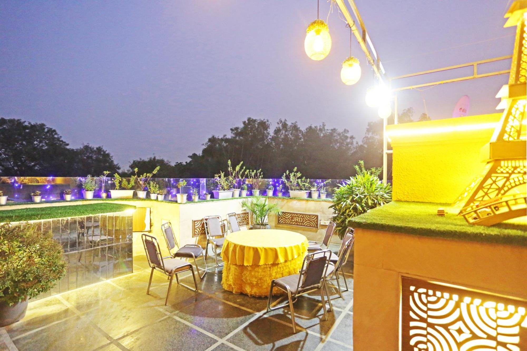 Jrd Luxury-Business Hotel Yeni Delhi Dış mekan fotoğraf