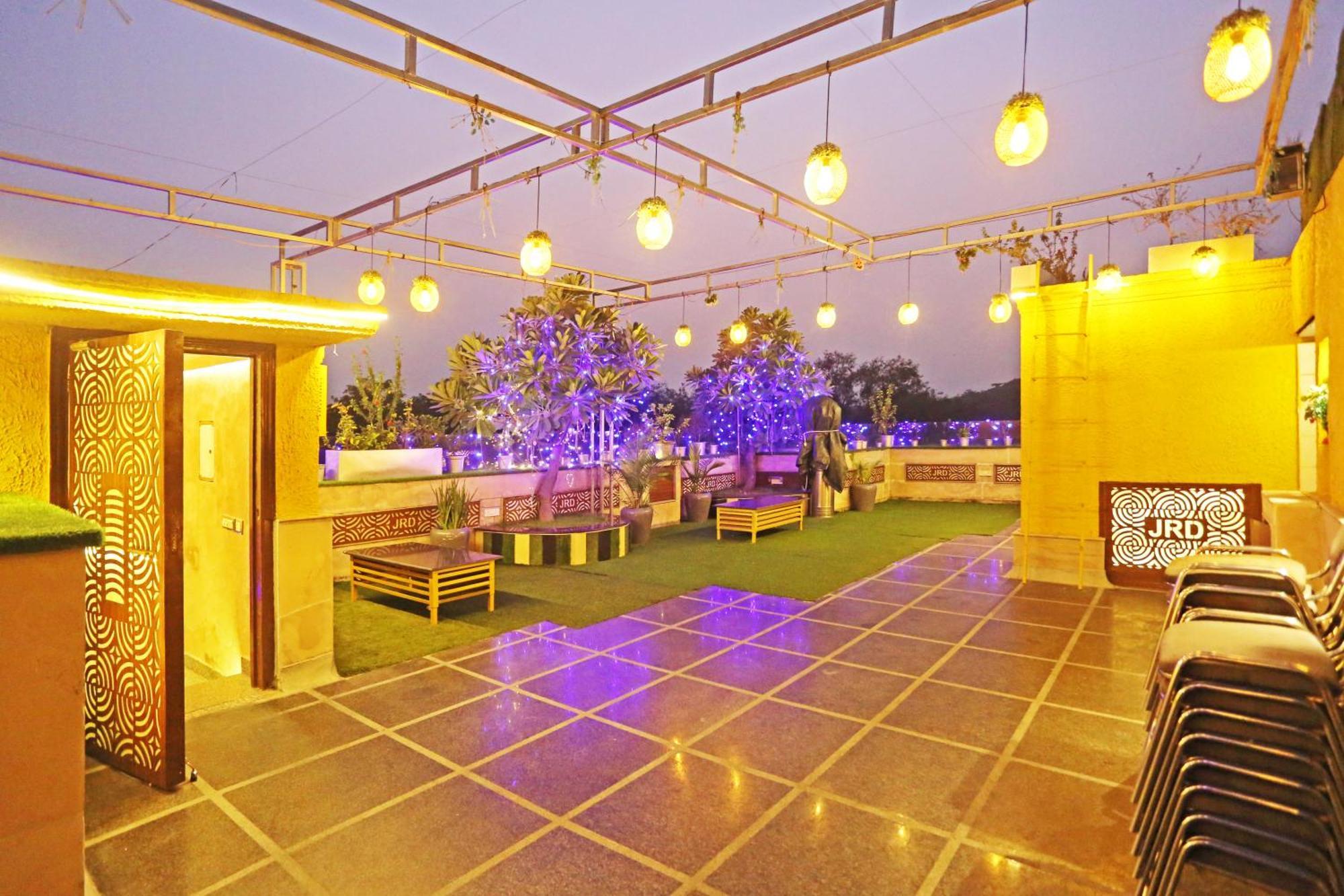 Jrd Luxury-Business Hotel Yeni Delhi Dış mekan fotoğraf