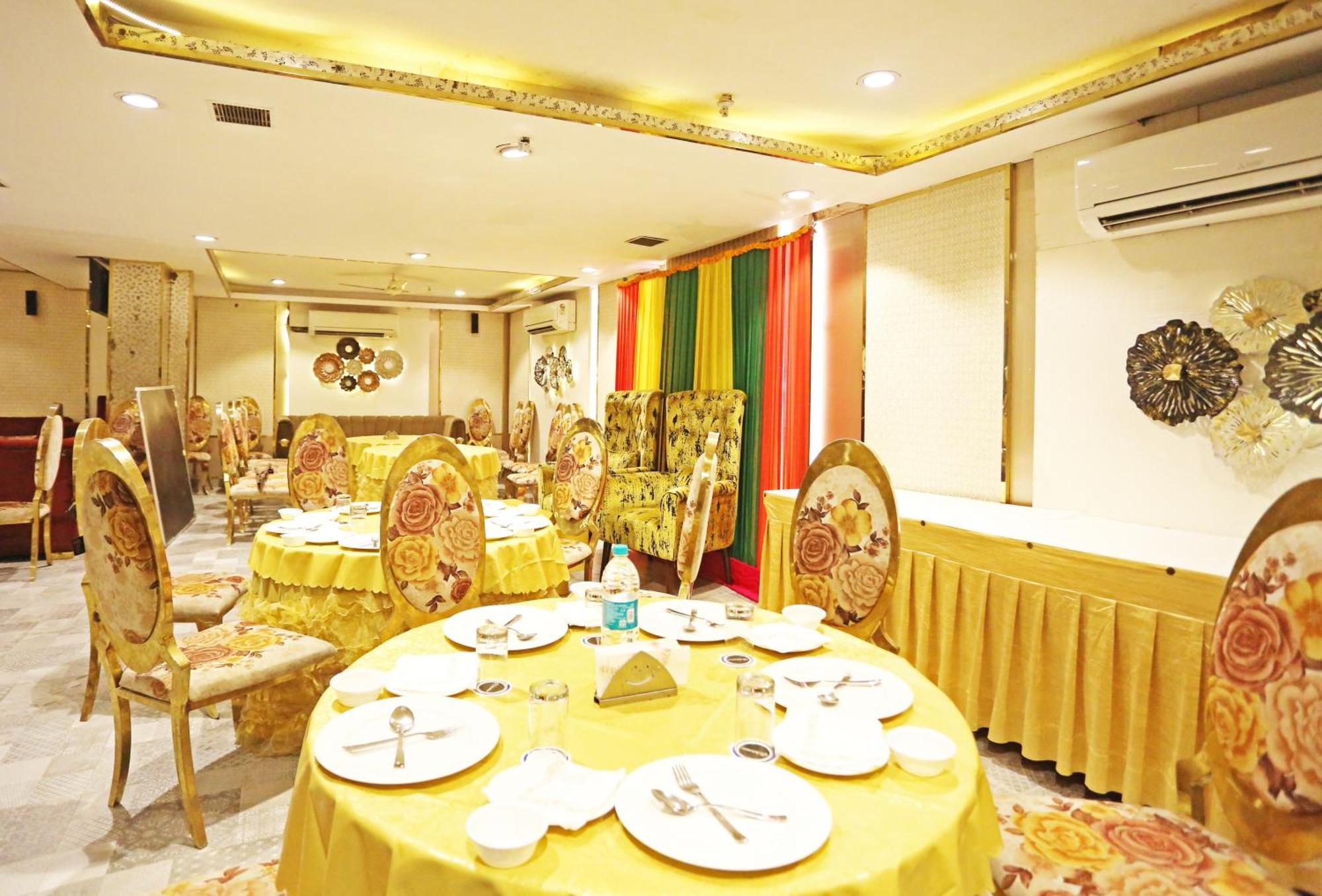 Jrd Luxury-Business Hotel Yeni Delhi Dış mekan fotoğraf